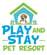 play and stay pet resort logo
